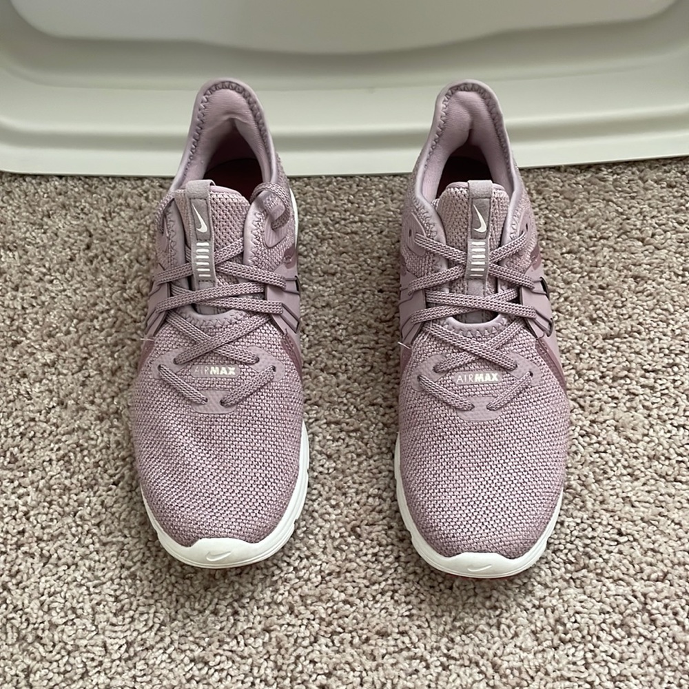 Nike AirMax, Women’s US Size 6